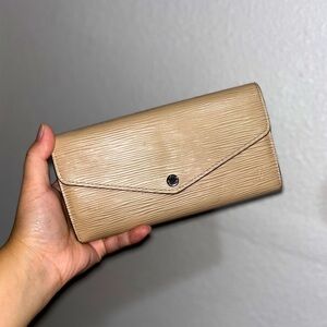 Louis Vuitton Sarah Epi Long Wallet